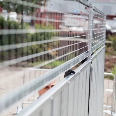 Mesh Hoarding Panel Extension