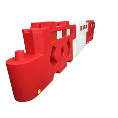 Bison Heavy Duty Water Filled Barrier  Bison Heavy Duty Water Filled BarrierÂ